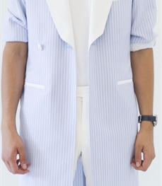 市场上装-大衣-时尚商务大衣