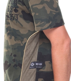 市场上装-T恤-时尚男装t恤