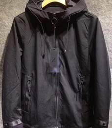 市场上装-中长外套-时尚男装中长外套