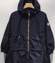 市场上装-中长外套-时尚男装中长外套