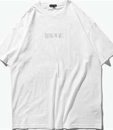 市场上装-T恤-休闲男装t恤