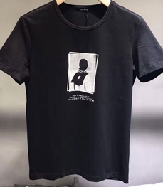 市场上装-T恤-时尚男装t恤