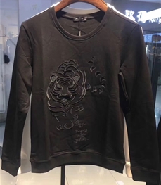 市场上装-卫衣-时尚男装卫衣