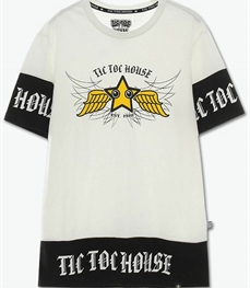 市场上装-T恤-休闲男装t恤