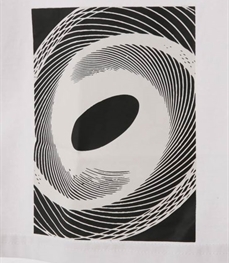 市场上装-T恤-休闲男装t恤