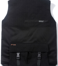 市场上装-马夹-休闲男装马甲