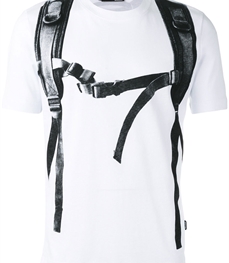 市场上装-T恤-休闲男装t恤