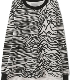 市场上装-T恤-休闲男装t恤