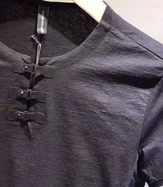 市场上装-T恤-时尚男装t恤