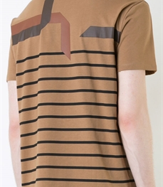 市场上装-T恤-时尚商务t恤