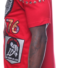 市场上装-T恤-时尚男装t恤