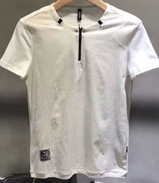 市场上装-T恤-时尚男装t恤