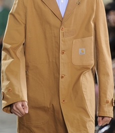 市场上装-大衣-时尚商务大衣