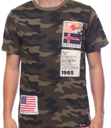 市场上装-T恤-时尚男装t恤