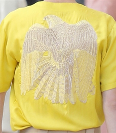 市场上装-T恤-时尚商务t恤