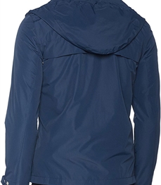 市场上装-夹克-时尚男装夹克