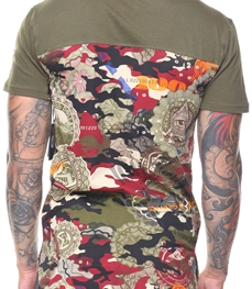 市场上装-T恤-时尚男装t恤