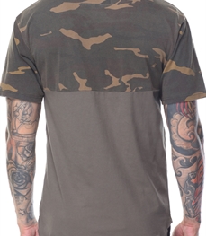 市场上装-T恤-时尚男装t恤