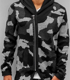 市场上装-毛衫-时尚男装毛衫