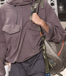 市场上装-衬衫-时尚商务衬衫