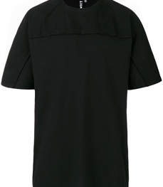 市场上装-T恤-休闲男装t恤