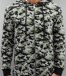 市场上装-毛衫-时尚男装毛衫