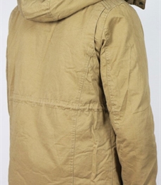 市场上装-中长外套-时尚男装中长外套