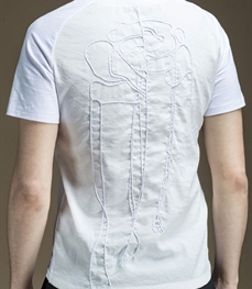 市场上装-T恤-时尚男装t恤