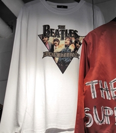 市场上装-卫衣-休闲男装卫衣