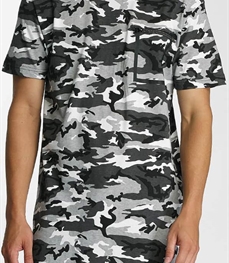 市场上装-T恤-时尚男装t恤