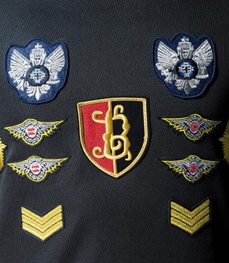 市场上装-套装-休闲男装套装