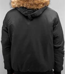 市场上装-棉衣/羽绒服-时尚男装棉服