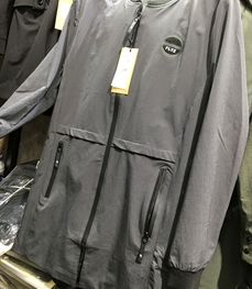 市场上装-中长外套-（实拍）时尚男装中长外套