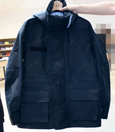 市场上装-大衣-（实拍）时尚商务大衣