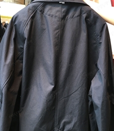 市场上装-大衣-（实拍）时尚商务大衣