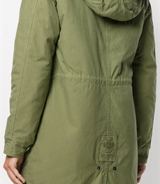 市场上装-中长外套-休闲男装中长外套