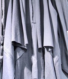 市场上装-T恤-休闲男装t恤