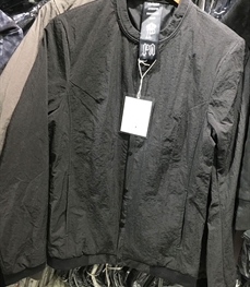 市场上装-夹克-（实拍）时尚男装夹克