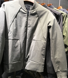 市场上装-夹克-（实拍）时尚男装夹克