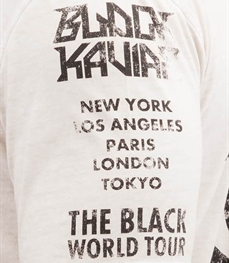 市场上装-T恤-时尚男装t恤