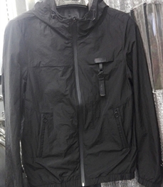 市场上装-夹克-时尚男装夹克