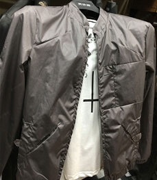 市场上装-夹克-（实拍）时尚男装夹克