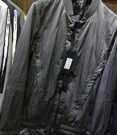 市场上装-夹克-（实拍）时尚男装夹克