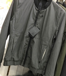 市场上装-夹克-（实拍）时尚男装夹克