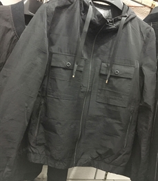 市场上装-夹克-（实拍）时尚男装夹克