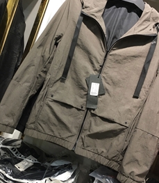 市场上装-夹克-（实拍）时尚男装夹克