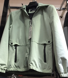 市场上装-夹克-（实拍）时尚男装夹克