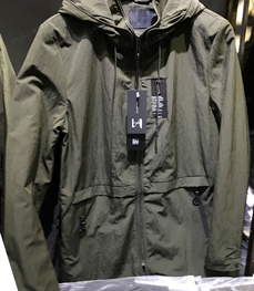 市场上装-中长外套-（实拍）时尚男装中长外套