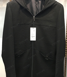 市场上装-大衣-（实拍）时尚商务大衣