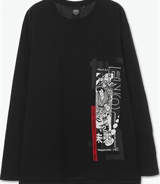 市场上装-T恤-休闲男装t恤